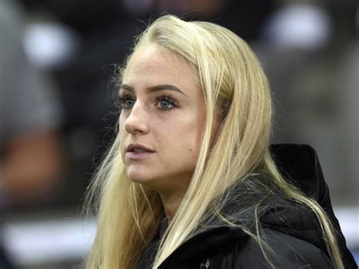 Alisha Lehmann Relationships: Exploring The Personal Life Of The Football Star