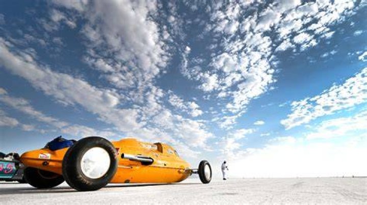 Do cars record speed before crash?
