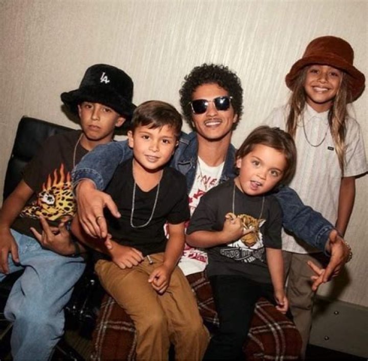 Does Bruno Mars Have Kids? Search The Facts About Family