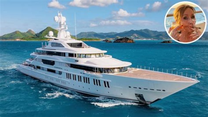 Does JK Rowling own a yacht?