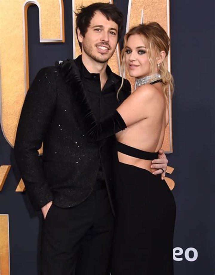 Kelsea Ballerini And Chase Stokes