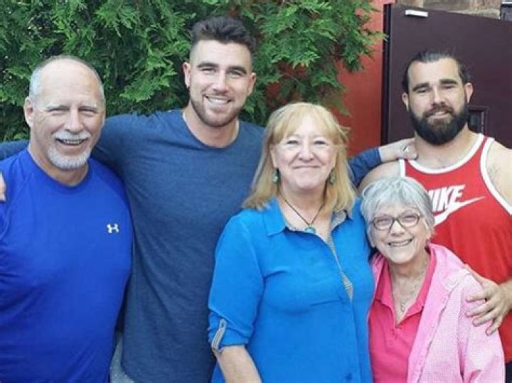 The Extended Ancestry Of Travis Bacon: Uncovering His Grandparents' Legacy