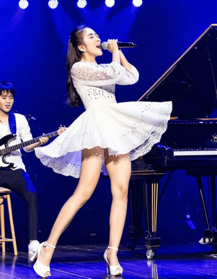 The Rise Of Yailin: The Empowered Voice Of A New Era