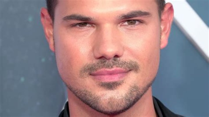The Ultimate Guide To Taylor Lautner: Life, Career, And Inspirations