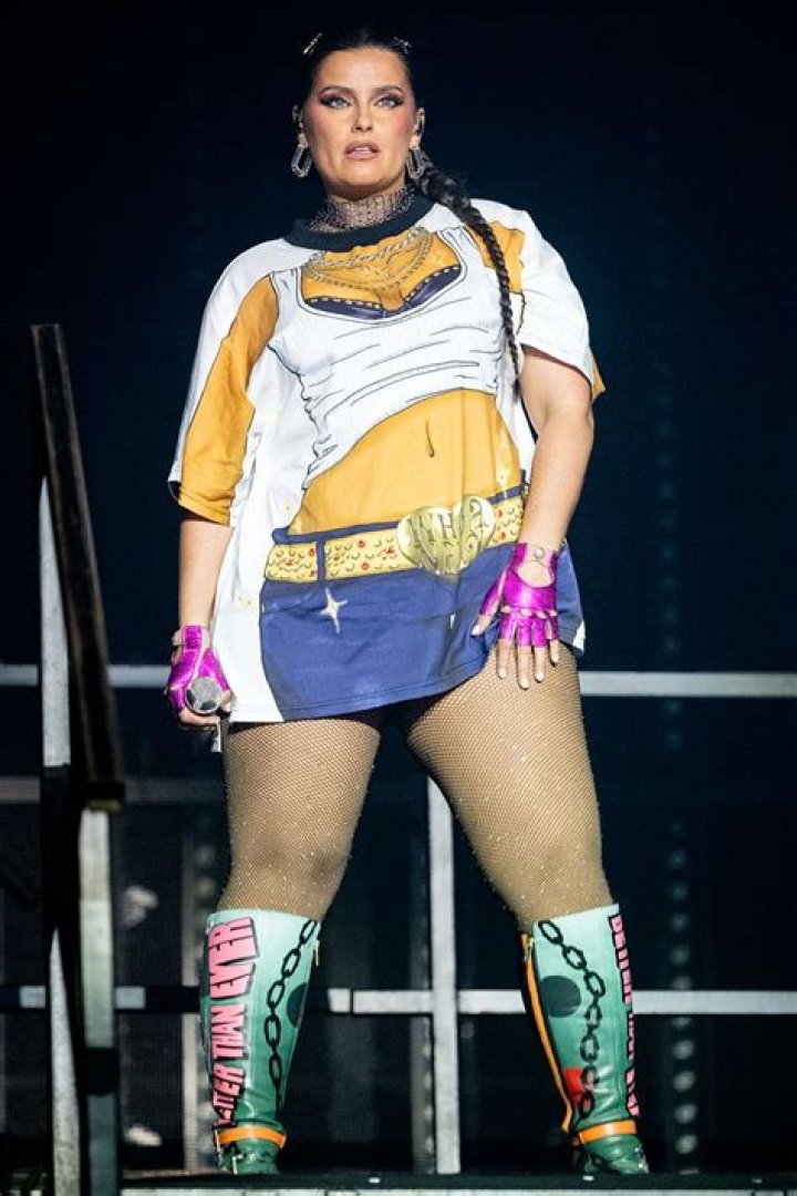 Uncover The Astounding Wealth Of Nelly Furtado: Exploring Her Net Worth