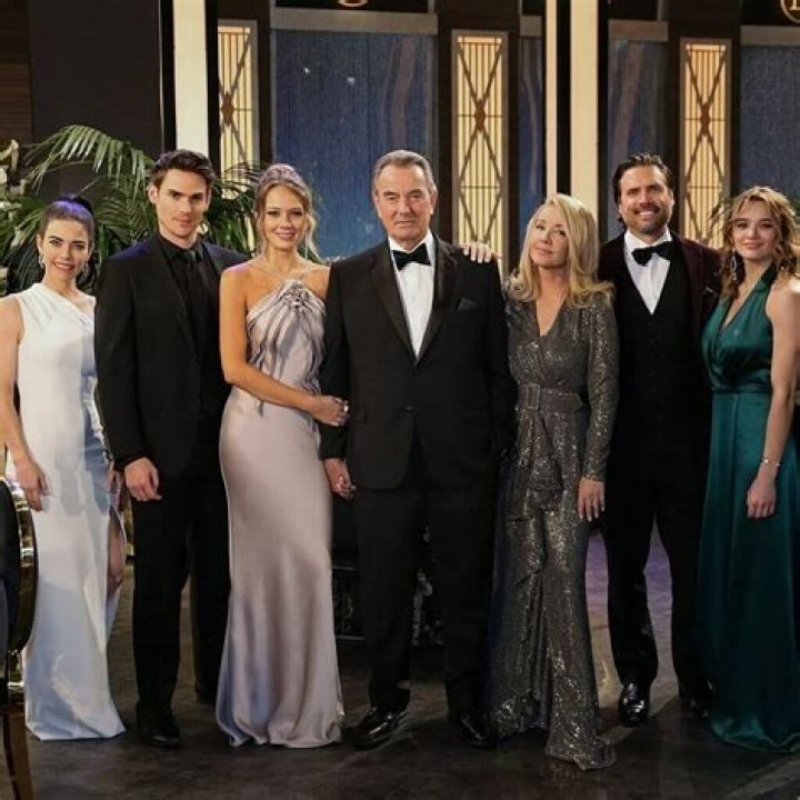 Unveiling The Truth: Josh Gad's Marital Status Revealed