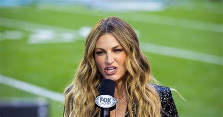 What's Erin Andrews salary?