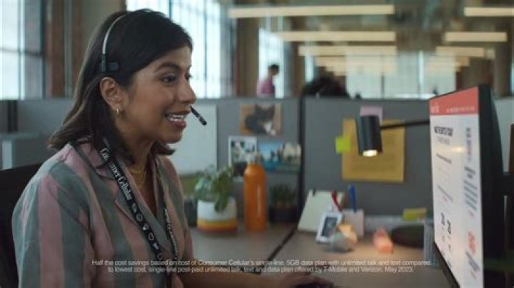 Who Exactly Plays Sam In Those Attention-Grabbing Consumer Cellular Commercials?