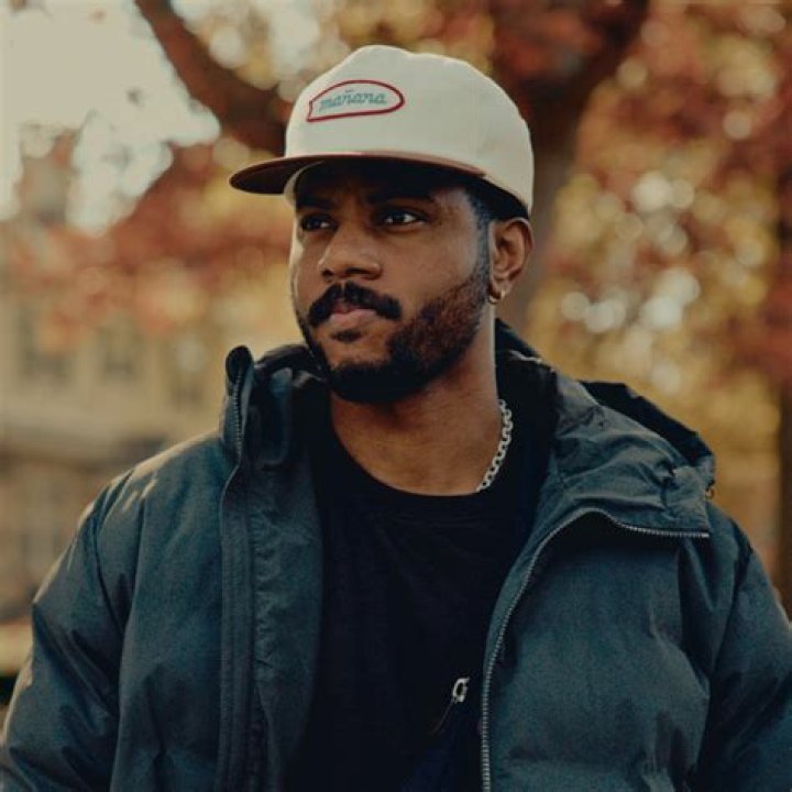 Who Is Bryson Tiller? Height And Music Career Explored